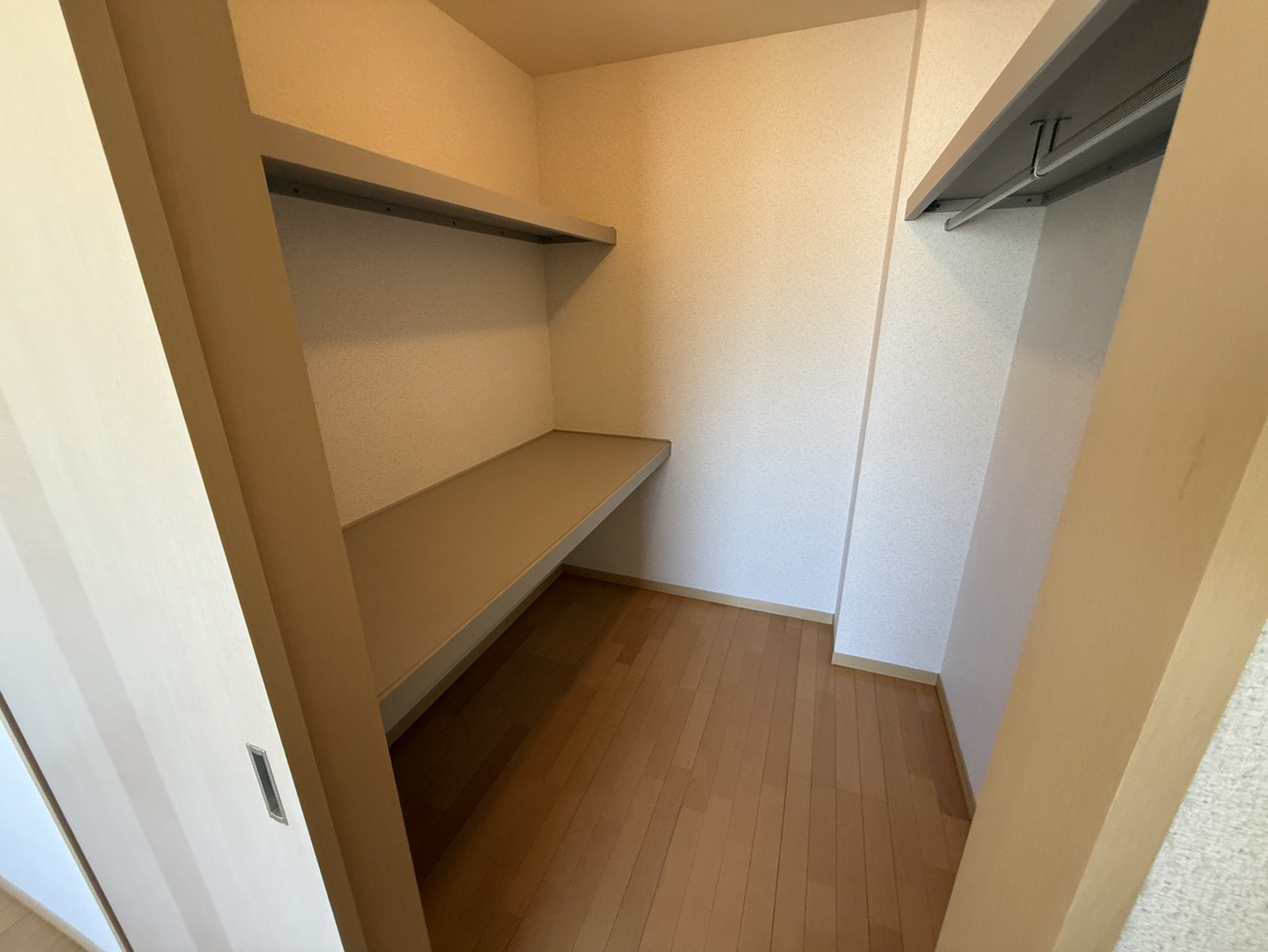 収納　内観写真・動画・パノラマは同アパート中部屋のものです