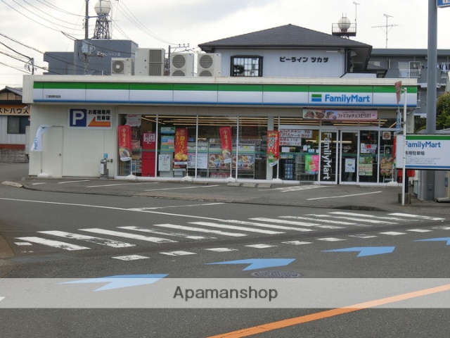 コンビニ　ファミリーマート三島壱町田店（コンビニ）まで513m