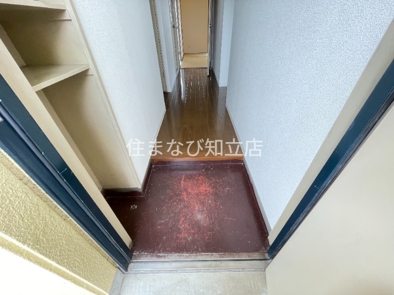 玄関　同型別部屋写真