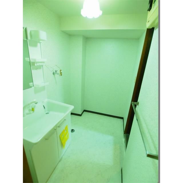 洗面設備　Ｋ＆Ｔビル　荒川区西日暮里2