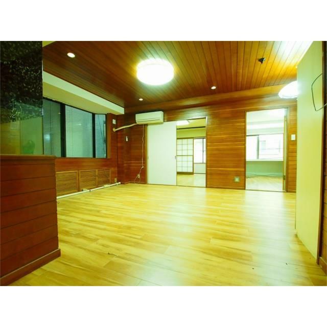 居室・リビング　Ｋ＆Ｔビル　荒川区西日暮里2