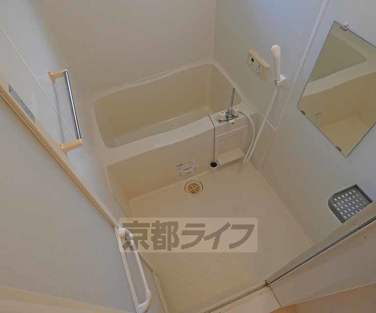 バス・シャワールーム　綺麗なバスです。
