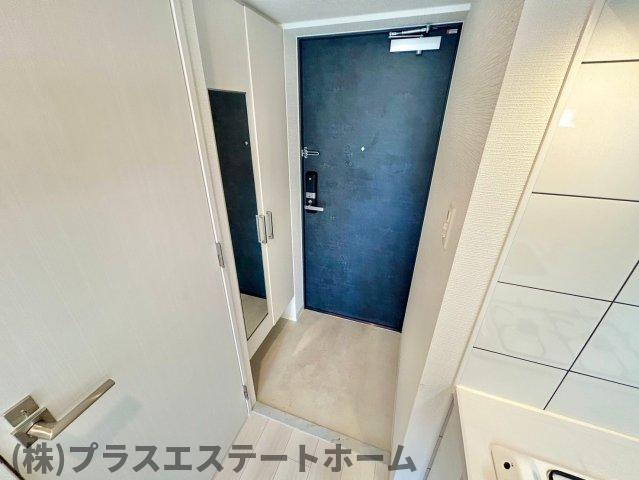 エスリード神戸ハーバークロスの玄関写真