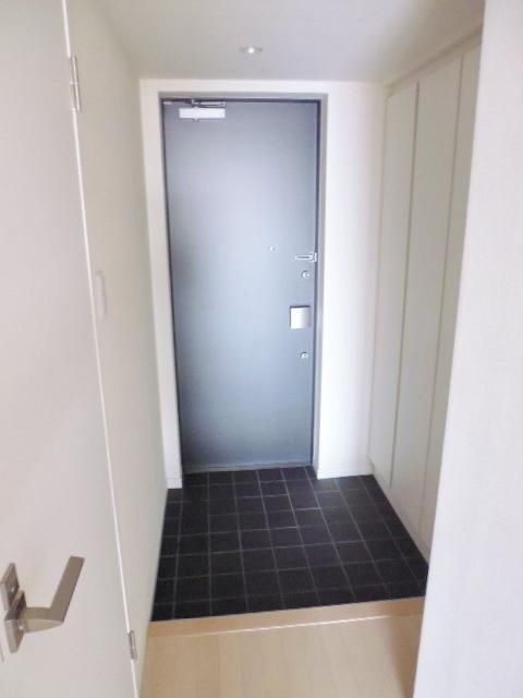 玄関　★お問い合わせはタウンハウジングまで★