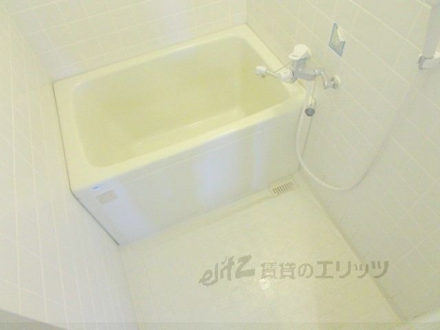 バス・シャワールーム　風呂