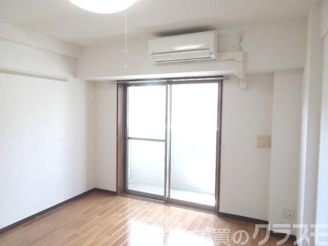 居室・リビング　明るいお部屋です♪