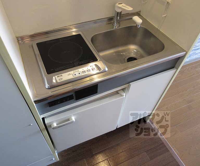 キッチン　コンパクトなキッチンです