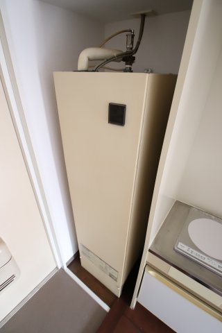 その他　電気湯沸かし器