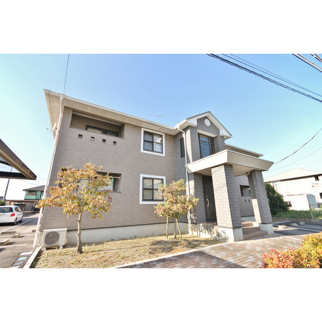 建物外観　館名：ヴィラ・ウエスト北館・南館