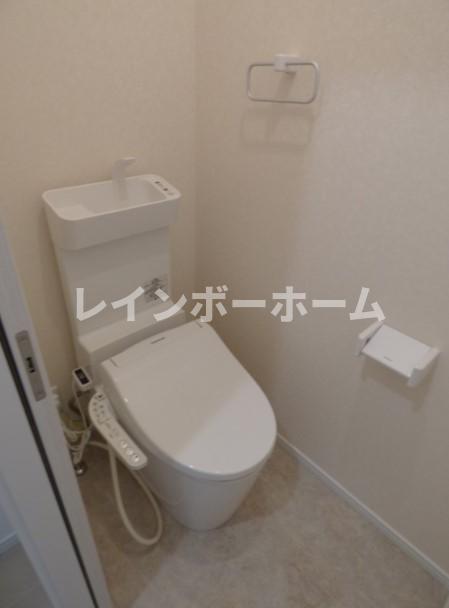 トイレ　清潔感のあるトイレです