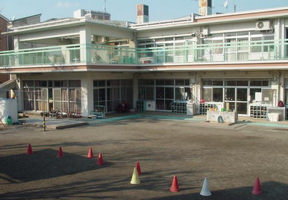 幼稚園・保育園　高松第二保育園（幼稚園・保育園）まで671m