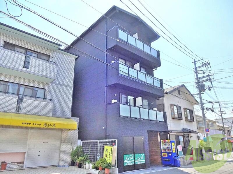 建物外観　豊中市服部南町「Ｗｉｎ　Ｃｏｕｒｔ　Ｈａｔｔｏｒｉ」