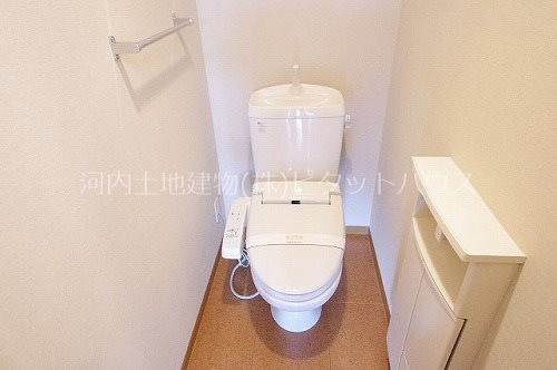 トイレ　反転タイプ