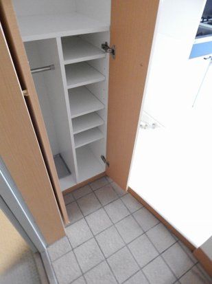 玄関　物件画像