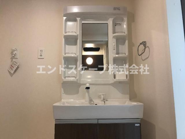 洗面設備　洗髪洗面化粧台