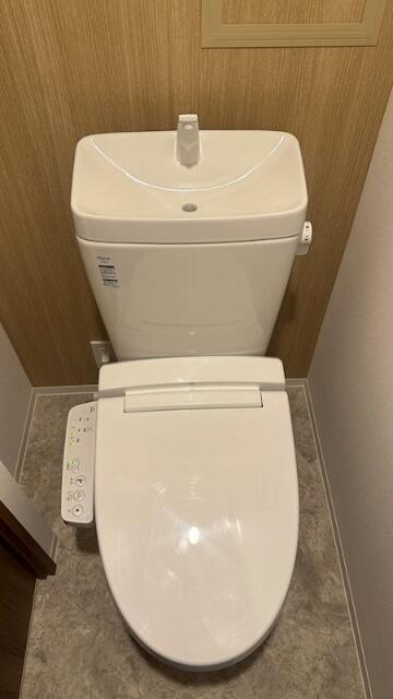 トイレ　清潔感のあるトイレです