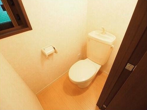 トイレ　バストイレ別！