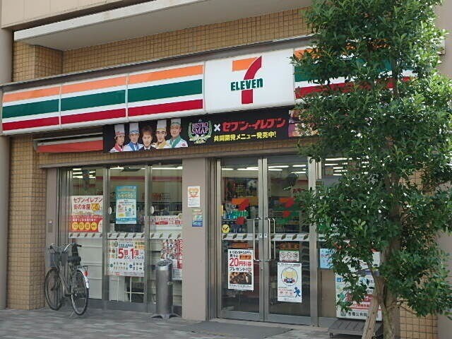 コンビニ　セブンイレブンさいたま新中里2丁目店（コンビニ）まで176m