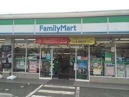 コンビニ　ファミリーマートさいたま新中里店（コンビニ）まで186m