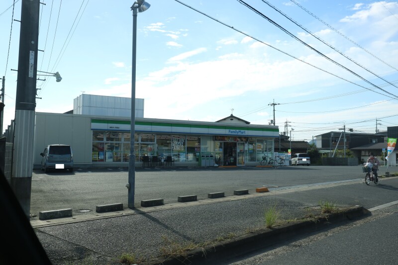 コンビニ　ファミリーマート　倉敷浜ノ茶屋店（コンビニ）まで886m