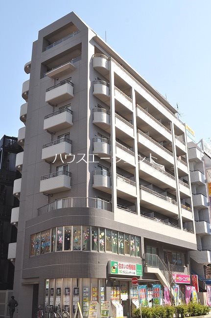 建物外観　駅徒歩1分。利便性重視の方におすすめです。