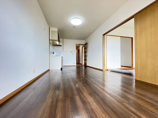 カーサフィオーレ壱番館の居間写真