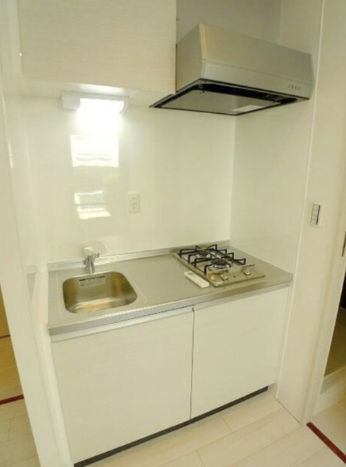 キッチン　他部屋参考のお写真です