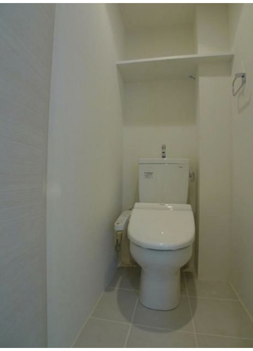 トイレ　他部屋参考のお写真です