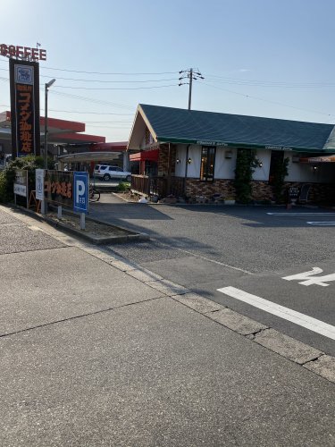 飲食店　コメダ珈琲店千音寺店（飲食店）まで819m