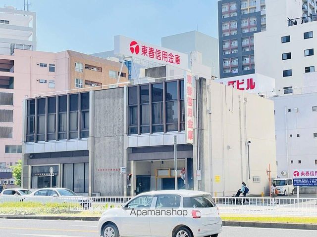 銀行　東春信用金庫錦通支店（銀行）まで686m