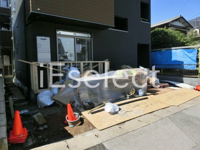 駐車場　敷地内駐車場は1台のみです。満車の場合は近隣の月極駐車場を…