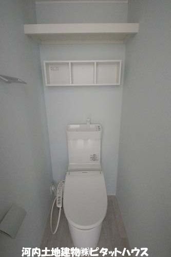 トイレ　類似室内