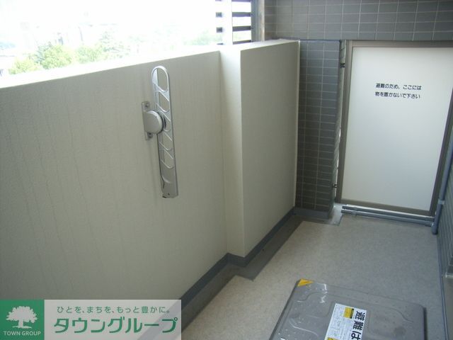 バルコニー　Dタイプ2008年9月撮影