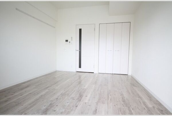 居室・リビング　※写真は同じマンションの違う部屋のものになります。