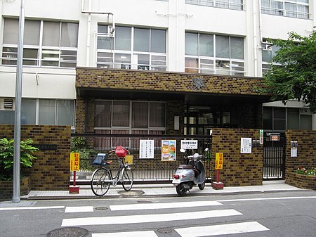 小学校　大阪市立北中道小学校（小学校）まで465m