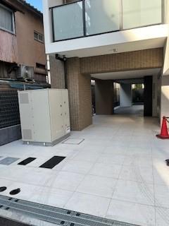 エントランス　建物の内部です