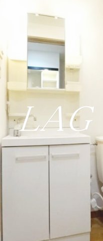洗面設備　独立洗面台です。