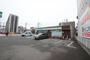 コンビニ　ファミリーマート福岡東浜店（コンビニ）まで350m