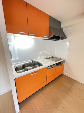 地下鉄千日前線 桜川駅 徒歩4分 15階建 築19年のキッチン写真