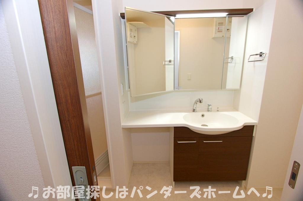 Crea南楠葉の内装写真