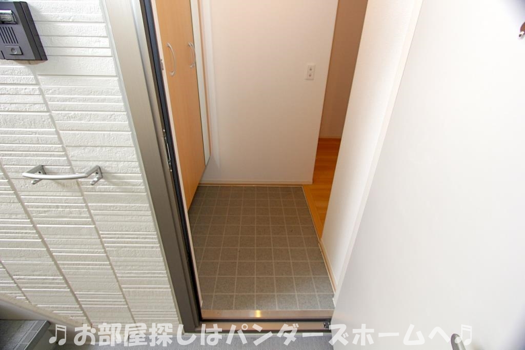 Crea南楠葉の玄関写真