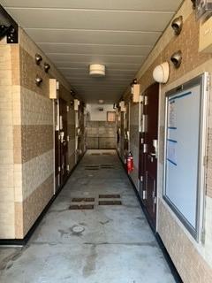 ＪＲ山陽本線 姫路駅 バス乗車時間：24分 最寄りバス停で下車 徒歩3分 2階建 築21年の玄関写真