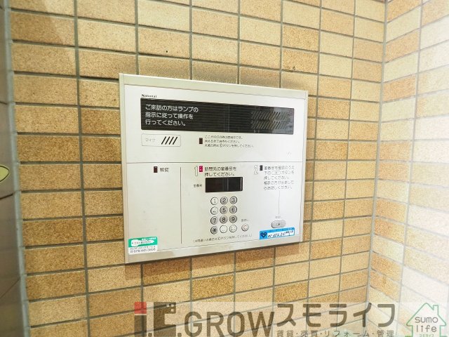 セキュリティ　安心のオートロックです
