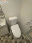 ブルーライン 岸根公園駅 徒歩5分 5階建 築1年のトイレ写真