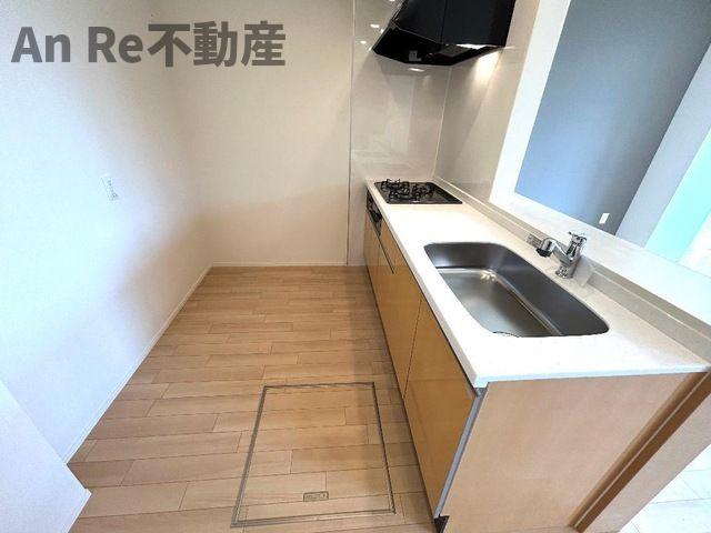 埼玉高速鉄道 戸塚安行駅 徒歩10分 3階建 築3年のキッチン写真