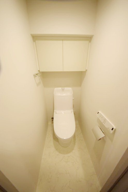 クロスレジデンス神田神保町のトイレ写真