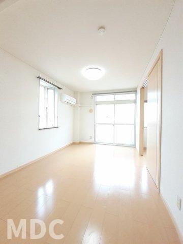 ＪＲ高徳線 吉成駅 徒歩33分 2階建 築30年の居間写真