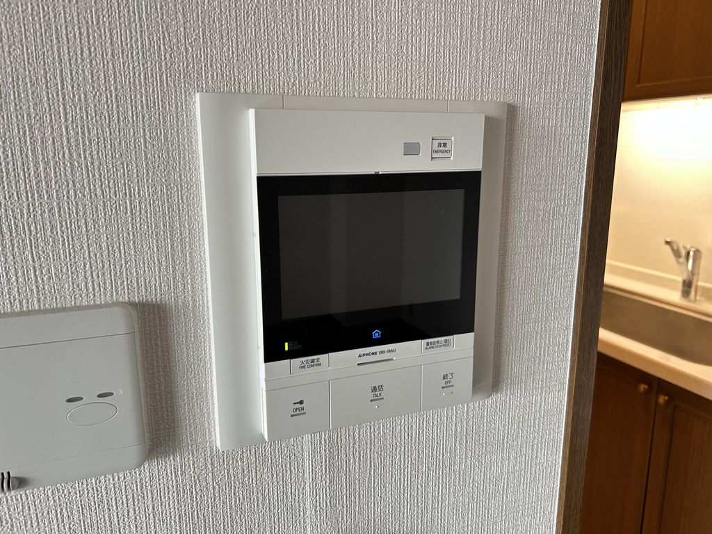 セキュリティ　TVモニター付インターホン