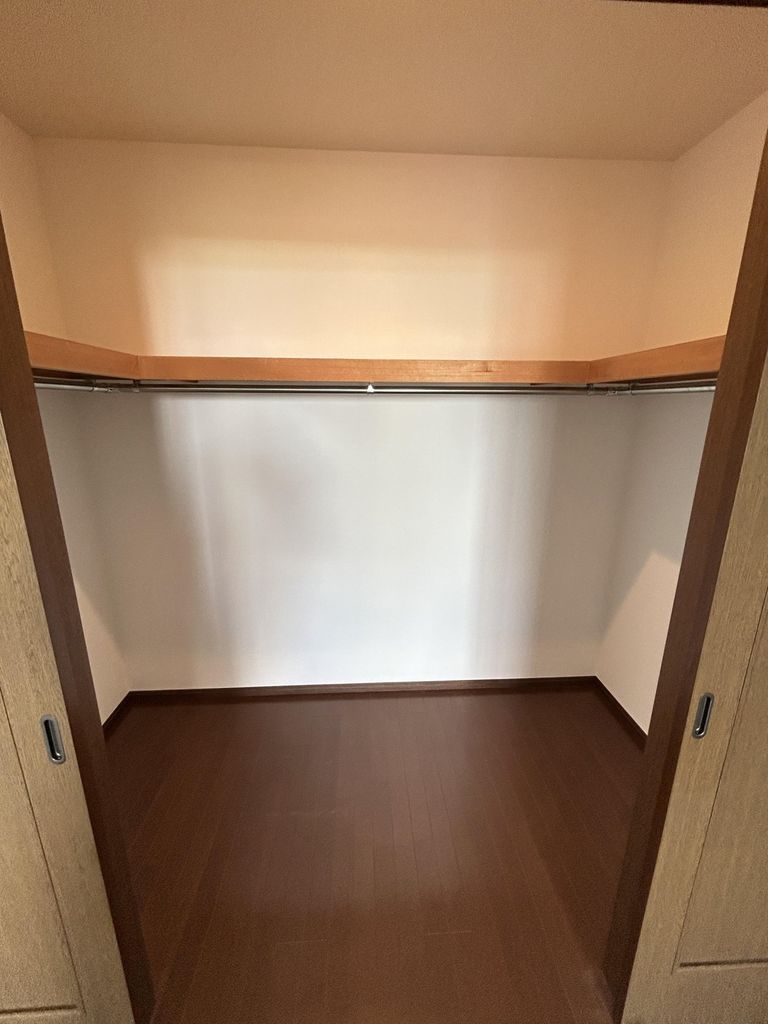 収納　ウォークインクローゼット　※ハウスクリーニング前
