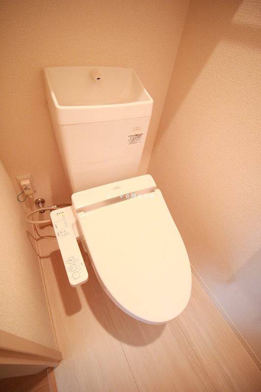 ウイングヒル西明石ノーサイドのトイレ写真